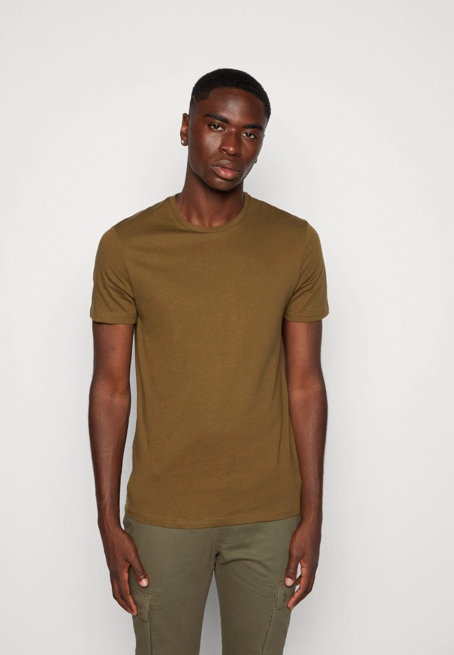 Pier One Unisex 5 Pack - T-Shirt Basique - Black /Dark Blue/Dark Green â Image 7